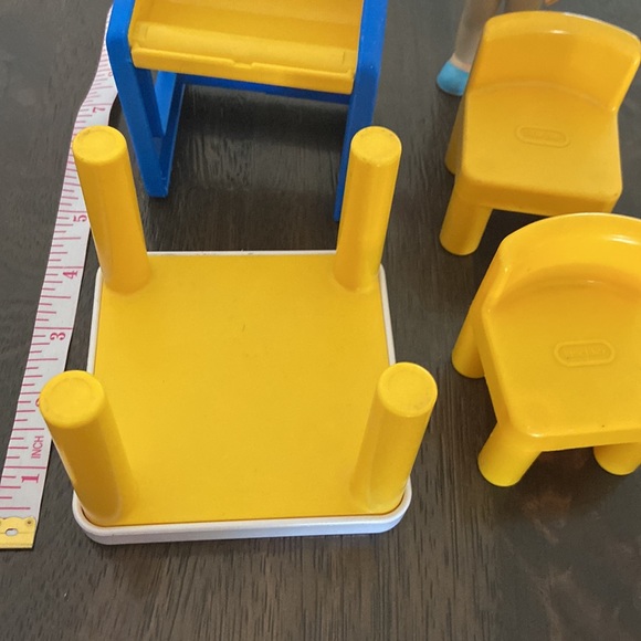 Little Tikes Grand Mansion Dollhouse Mom Figure and furniture Doll Vintage 90's - Picture 11 of 16